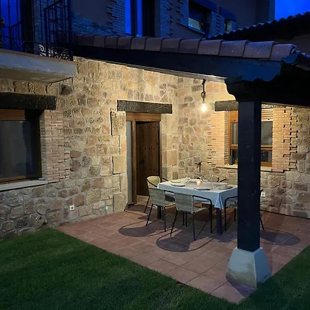 La Traviesa De La Demanda Holiday home Cabezon de la Sierra